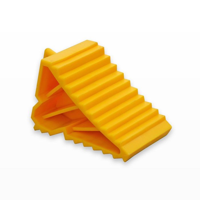 WHEEL CHOCK MOULDED PLASTIC - SMALL