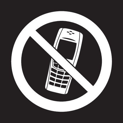ENGRAVED NO MOBILE PHONES PICTO 150 X 150