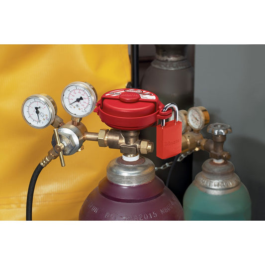 PRESSURISED GAS VALVE LOCKOUT