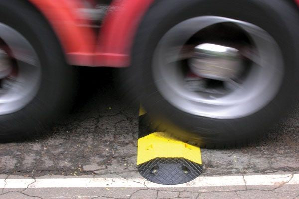 COMPLIANCE SPEED HUMP BODY 250MM - LLDPE - YELLOW