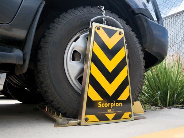 SCORPION WHEEL CLAMP - ZINC PLATED